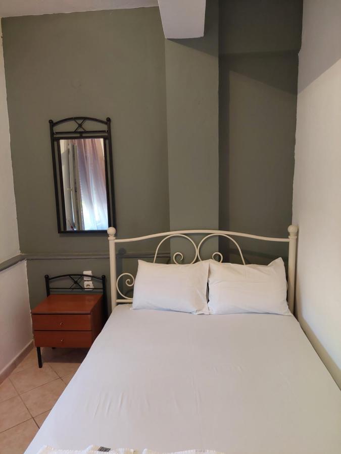 Karaoyli Apartments Studios Kokkino Nero ภายนอก รูปภาพ